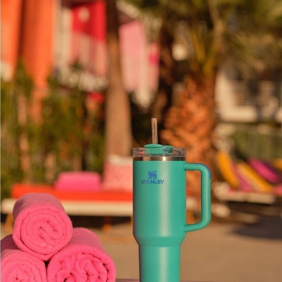 Stanley Quencher 40oz Tumbler TARGET EXCLUSIVE  AQUAMARINE - Picture 4 of 4